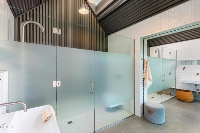 Detail Gallery Image 63 of 76 For 1155 Linda Vista Ave, Pasadena,  CA 91103 - 5 Beds | 6/2 Baths