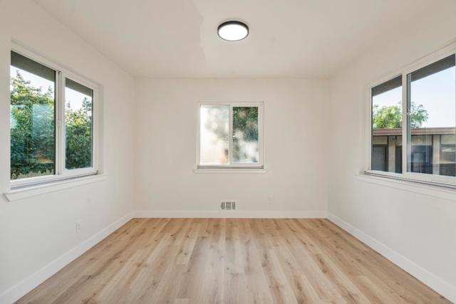 1150 Bonnie View Road, Hollister CA: https://media.crmls.org/mediaz/bf561b9b-a2dc-44cc-9dba-a6bdf8951680.jpg