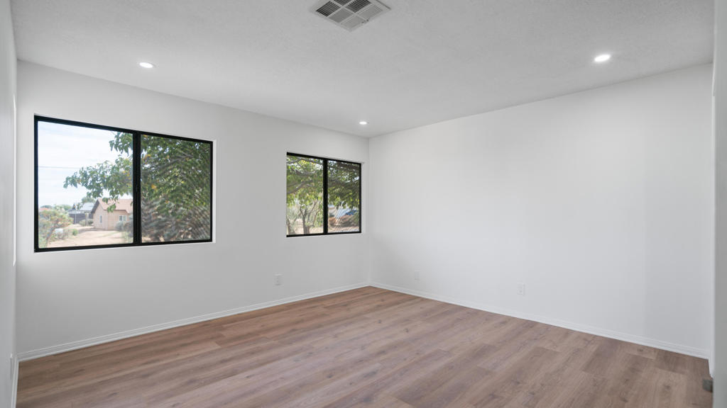 MLS #219138785DA image #10