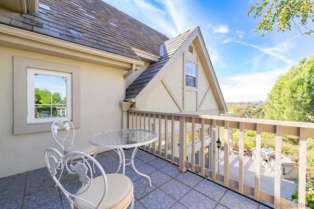 5 Rolling View Lane, Fallbrook, California 92028, 5 Bedrooms Bedrooms, ,5 BathroomsBathrooms,Single Family Residence,For Sale,Rolling View Lane,240024533SD