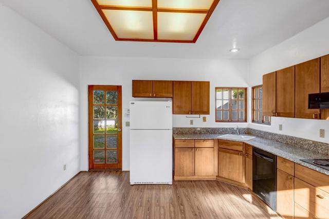 90 Harper Canyon Road, Salinas CA: https://media.crmls.org/mediaz/bf56d239-920f-4136-aff2-dc7ccf6e8bad.jpg