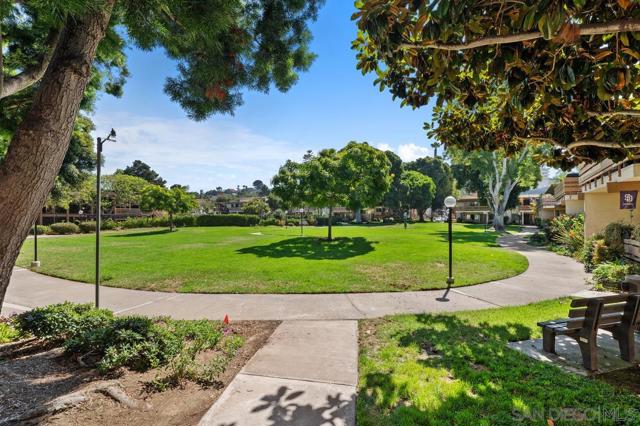 4098 Valeta Street, San Diego CA: https://media.crmls.org/mediaz/bf585a8e-99d5-4fcb-97e5-ef9198338972.jpg