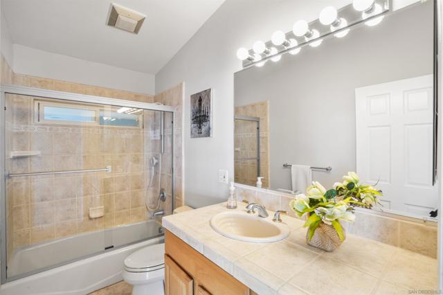 3539 Mount Laurence Dr, San Diego CA: https://media.crmls.org/mediaz/bf58c5fa-68ad-4a01-aa47-1a182fd5db2f.jpg