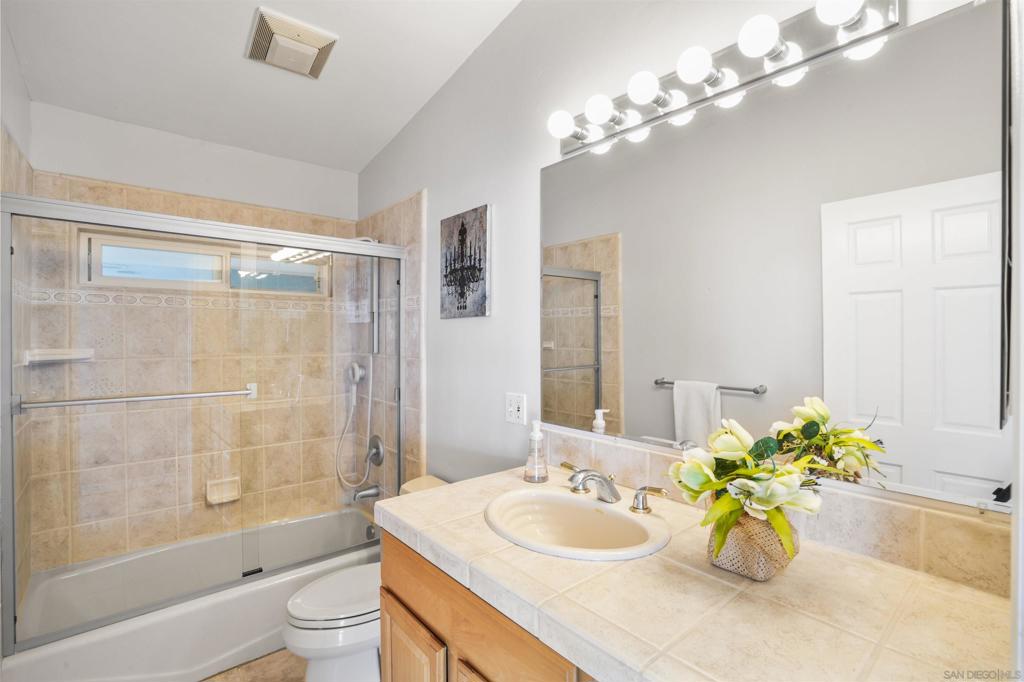 MLS #250035696SD image #33