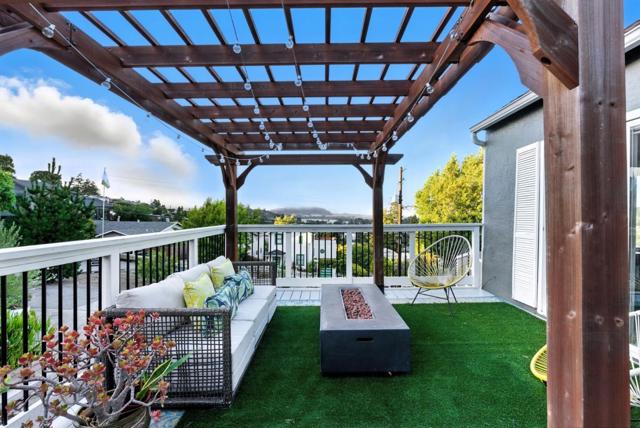 35 Mono Street, Brisbane CA: https://media.crmls.org/mediaz/bf5a1902-dfed-4ad0-9e26-ed519c45c637.jpg