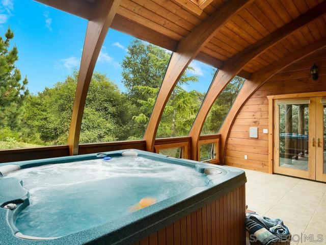 1068 W Incense Cedar Road, Julian CA: https://media.crmls.org/mediaz/bf5d1188-173e-4789-909a-db417d30cf25.jpg