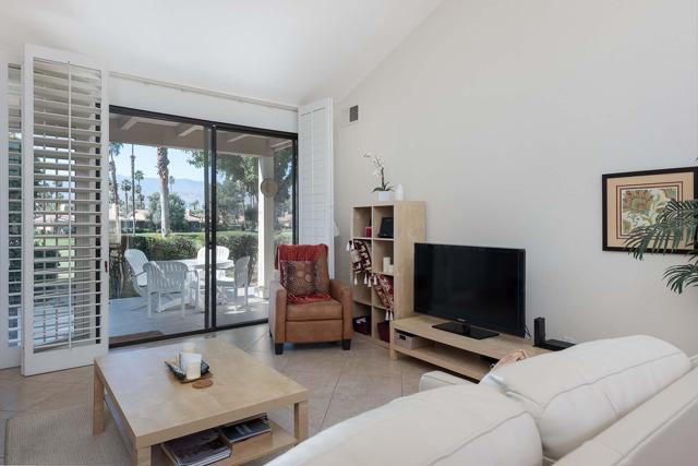 Image 8 of 39 For 279 San Remo Street