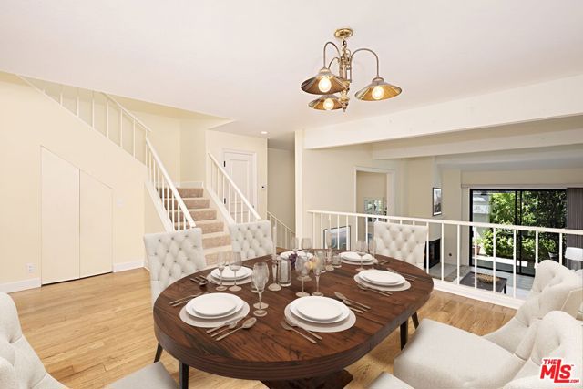 1476 Palisades Drive, Pacific Palisades CA: https://media.crmls.org/mediaz/bf5e2a83-d27c-428e-ae1a-2c261c72635f.jpg