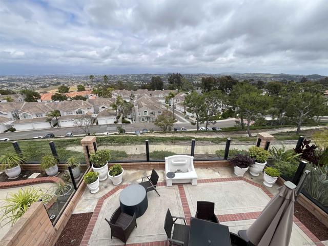 29452 Port Royal, Laguna Niguel CA: https://media.crmls.org/mediaz/bf5f4fc0-20b8-4652-9552-03a0d1ef2f8e.jpg