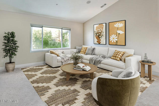 11275 Watson Drive, Moorpark CA: https://media.crmls.org/mediaz/bf5f82e0-bb90-481e-98d7-625fbfe18bbc.jpg