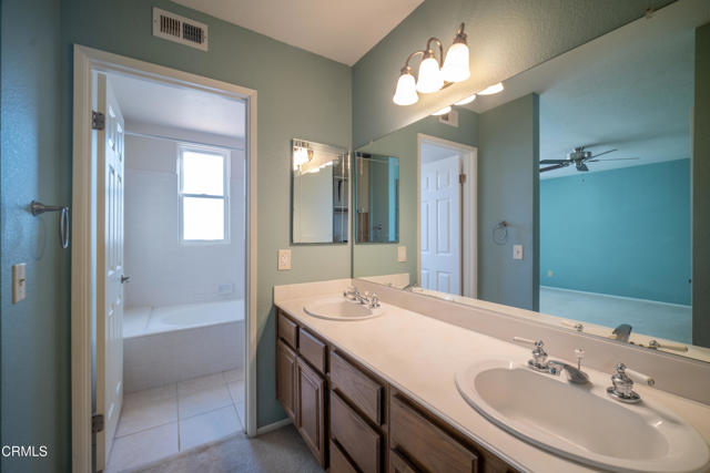 Detail Gallery Image 27 of 33 For 5379 Butterfield St, Camarillo,  CA 93012 - 4 Beds | 3 Baths