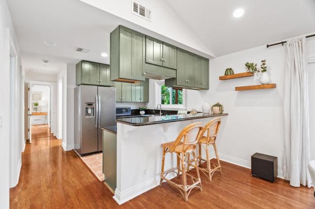 207 Brooklyn Avenue, San Jose CA: https://media.crmls.org/mediaz/bf606a2d-7edb-40a2-ab0d-fa2681e11320.jpg