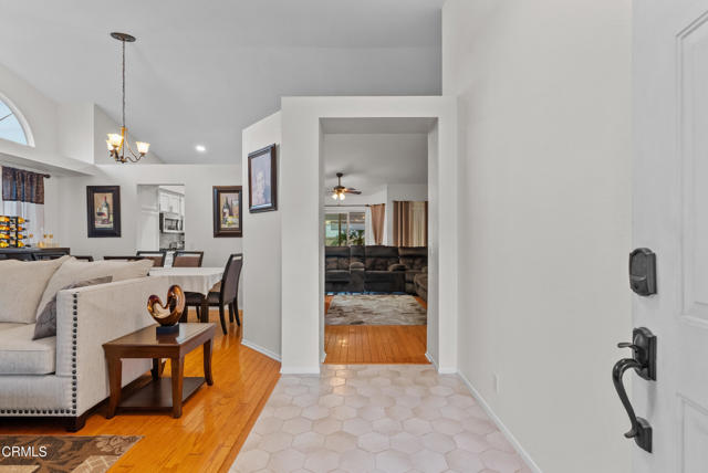 1306 Bluejay Street, Fillmore CA: https://media.crmls.org/mediaz/bf60d218-8d83-47d5-8639-b6b19a3885e6.jpg