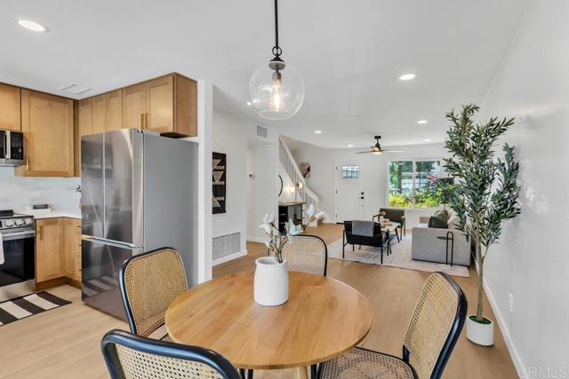 10670 Duke Miguel Court, Santee CA: https://media.crmls.org/mediaz/bf611819-9676-42ab-9ff9-f3ccbcc72116.jpg