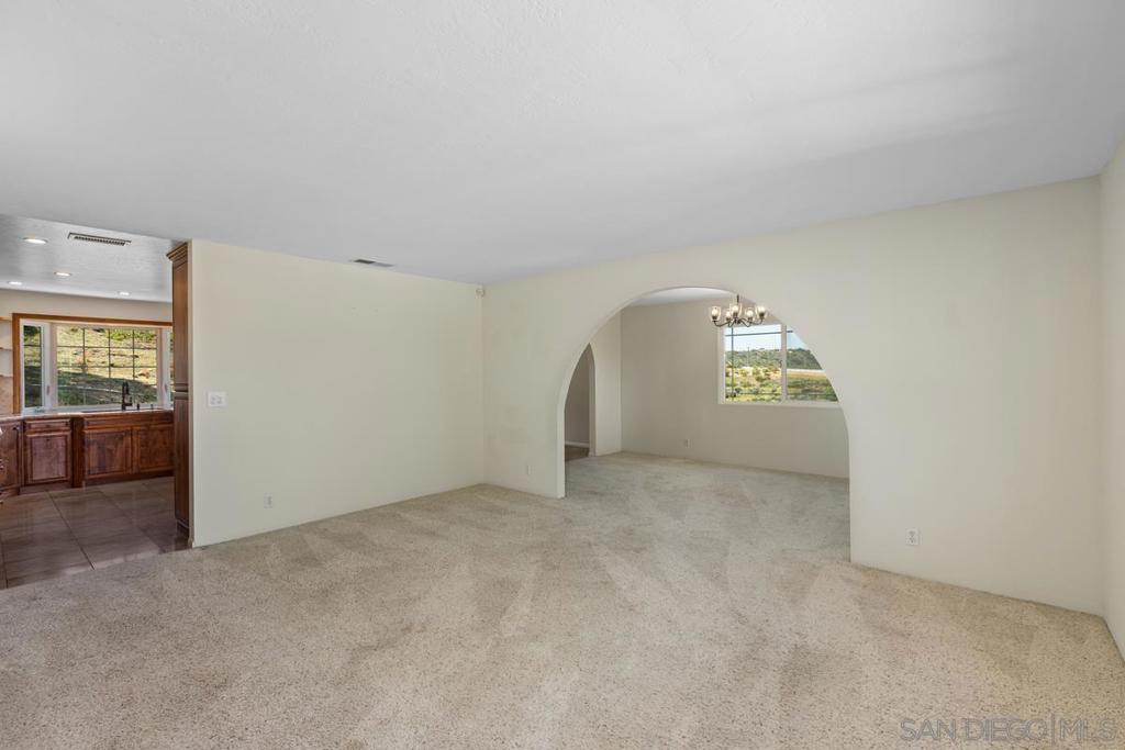 MLS #250026892SD image #47