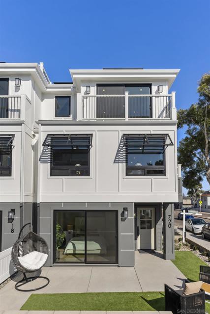 720 Nantasket Ct, San Diego CA: https://media.crmls.org/mediaz/bf61582f-06a8-4289-8b81-2e9bbeec4fcc.jpg
