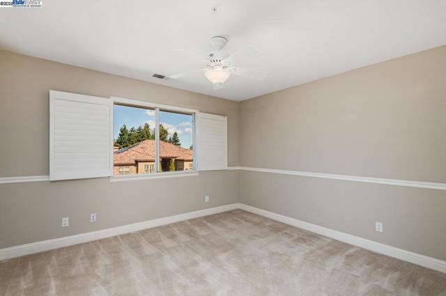 2405 Vintage Lane, Livermore CA: https://media.crmls.org/mediaz/bf6166c7-687f-48c7-8fe4-a3488eacafb9.jpg