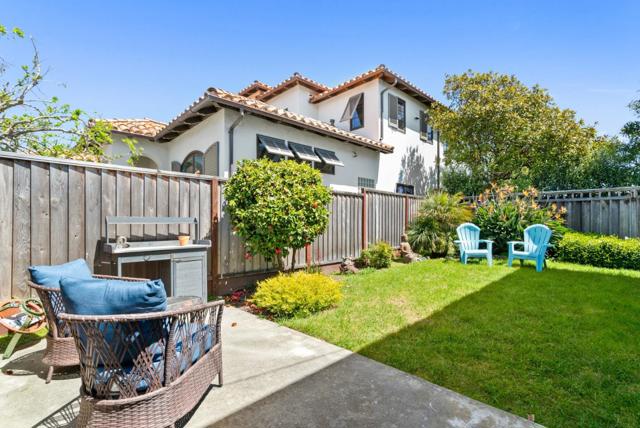 102 32nd Avenue, Santa Cruz CA: https://media.crmls.org/mediaz/bf63304d-df22-497a-815f-fb19d53f8863.jpg