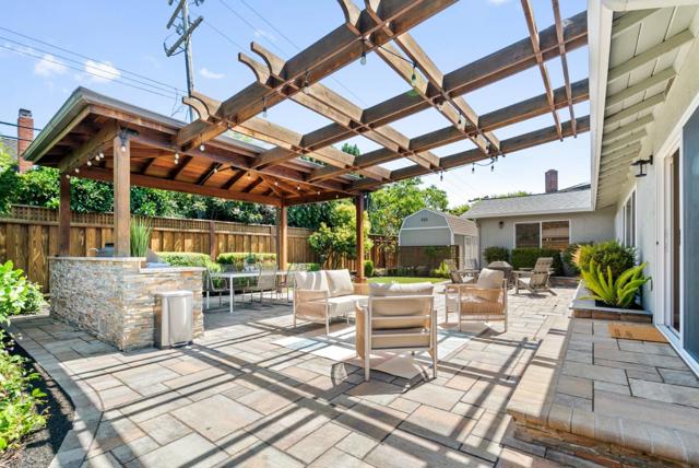 2369 Walden Square, San Jose CA: https://media.crmls.org/mediaz/bf64017d-0b22-47d1-99d8-37fd3c1acbd2.jpg