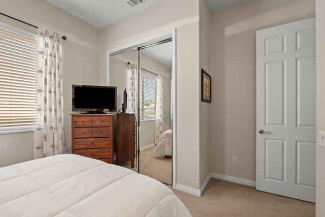 80166 Avenida Aliso, Indio CA: https://media.crmls.org/mediaz/bf640f18-5153-4514-be1b-0f86aeae634b.jpg