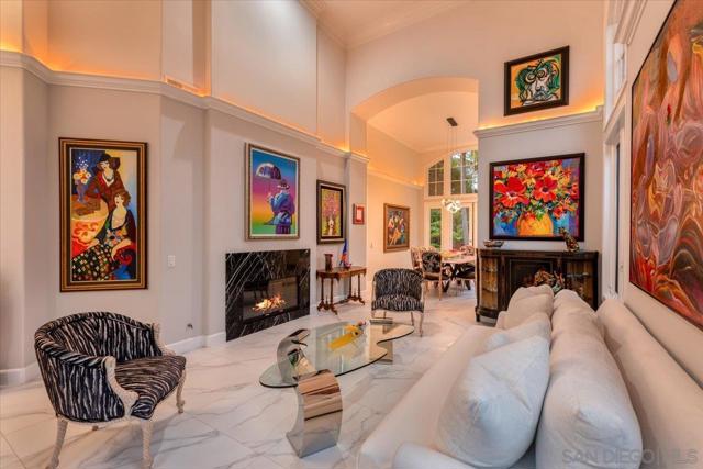 7166 Tern Place, Carlsbad CA: https://media.crmls.org/mediaz/bf64bf6b-49ed-4c13-99d8-0e8ef463d9bc.jpg