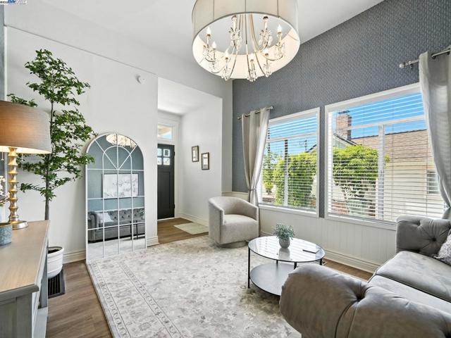 772 Mcleod St, Livermore CA: https://media.crmls.org/mediaz/bf653713-374c-4768-bf3d-c40f8b5907f0.jpg