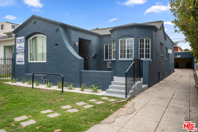 1283 W 36th St