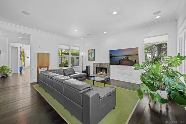 2930 Rancho Cortes, Carlsbad CA: https://media.crmls.org/mediaz/bf699e93-95f8-4064-a56b-4211d5811f03.jpg