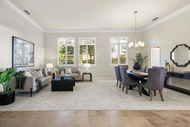 4040 Morning View Way, El Dorado Hills CA: https://media.crmls.org/mediaz/bf69bc11-1ece-4b22-9a89-670abe065d84.jpg