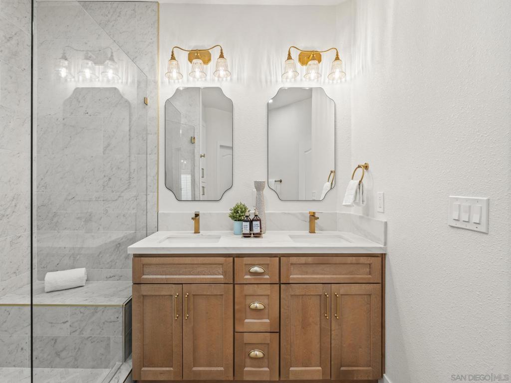 MLS #250043606SD image #24