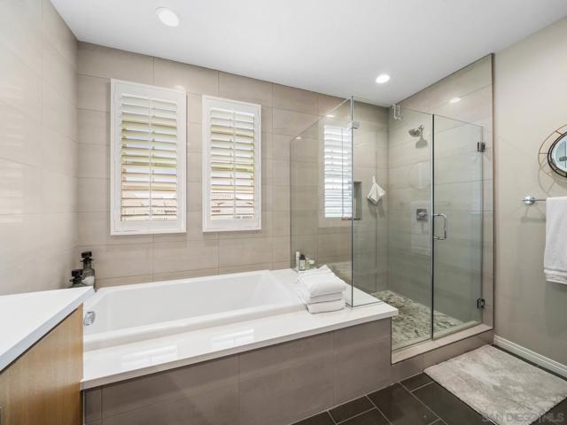 916 Camino Aldea, Chula Vista CA: https://media.crmls.org/mediaz/bf69d6b7-5fe4-42ee-ba43-638c7e2f2f75.jpg