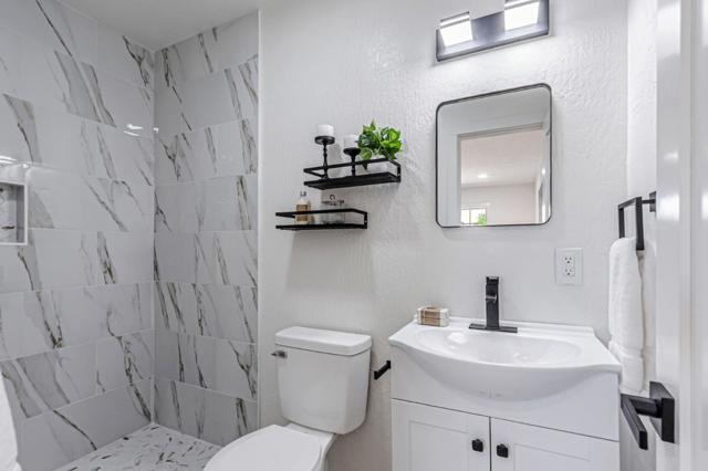 1615 Dennis Avenue, Milpitas CA: https://media.crmls.org/mediaz/bf69e371-fb68-4d5e-b5b1-de7d1f6d12fb.jpg