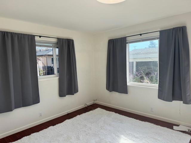 972 Haven Avenue, Redwood City CA: https://media.crmls.org/mediaz/bf6b0029-6021-433b-bb52-bf6c69732b70.jpg