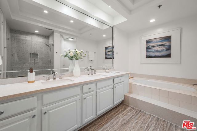 2122 Century Park Lane, Los Angeles CA: https://media.crmls.org/mediaz/bf6b3431-0248-4208-a854-89d5ee0ff620.jpg