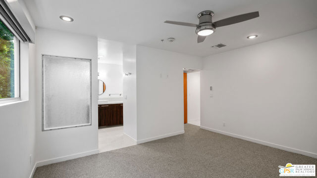 Image 10 of 67 For 588 San Lorenzo Road 204