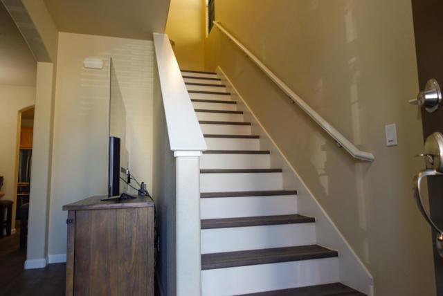 639 Heirloom Place, King City CA: https://media.crmls.org/mediaz/bf6c3f50-0a15-4df1-935e-53398c32e9f4.jpg