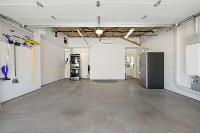 2360 N Palermo Drive, Palm Springs CA: https://media.crmls.org/mediaz/bf6cec7c-b96f-4b0f-acd3-c3261b085c31.jpg