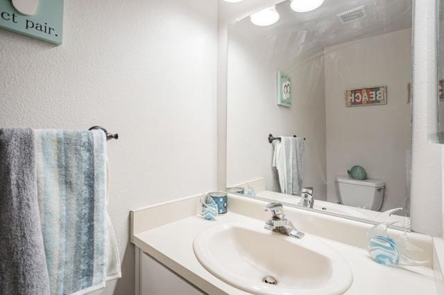 3090 Woods Circle, Davis CA: https://media.crmls.org/mediaz/bf6cfd55-ad52-4773-8dd6-bbd425d9c4d4.jpg