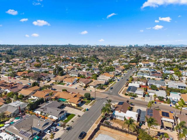 Detail Gallery Image 30 of 52 For 4984 Gaylord Dr, San Diego,  CA 92117 - 3 Beds | 2 Baths