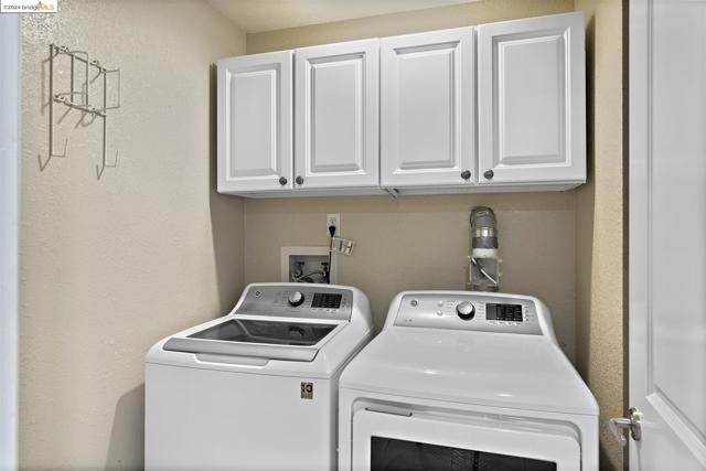 Image 38 of 53 For 545 Pierce St  2207