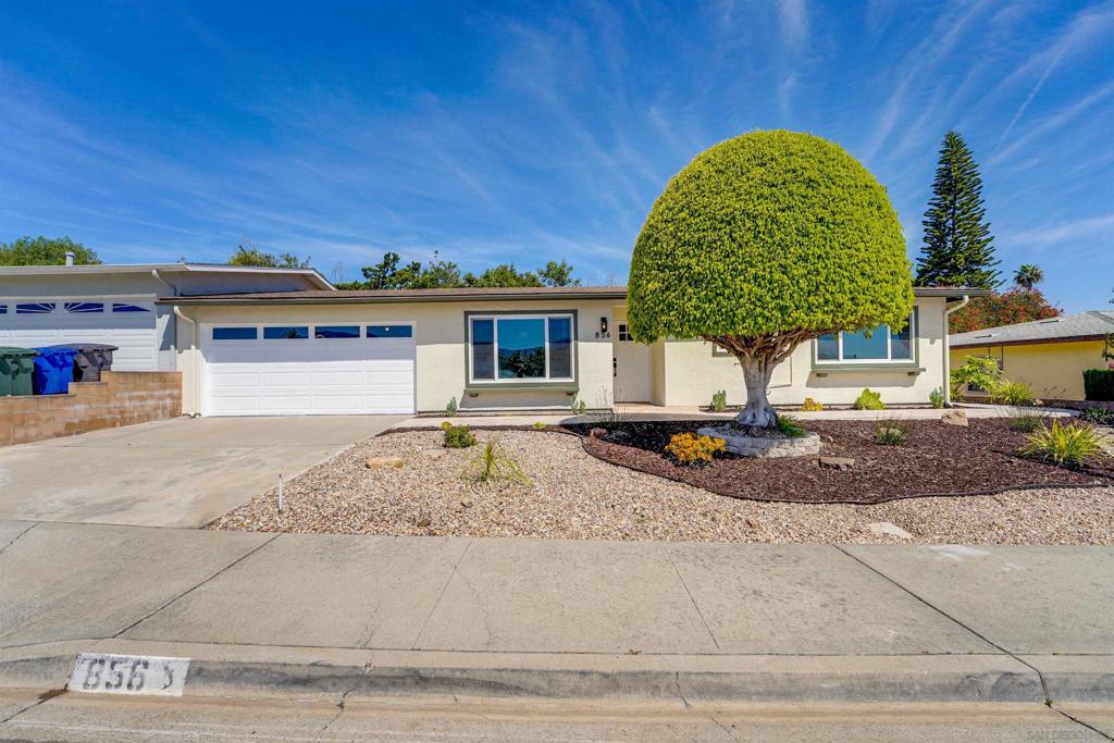 856 La Tierra Dr