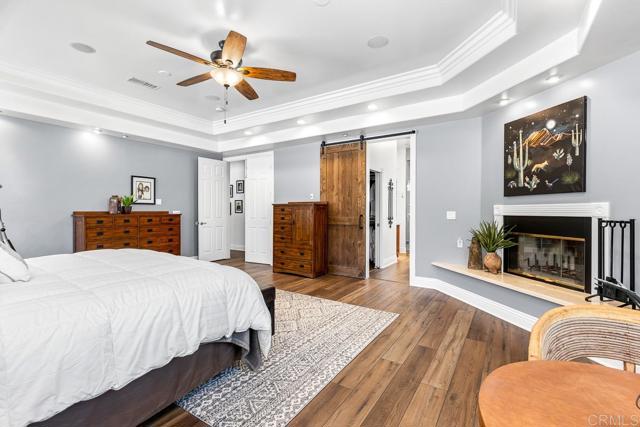 10166 Rancho Roble Rd., Escondido CA: https://media.crmls.org/mediaz/bf6fca28-e095-40a2-84c4-a60ea6eb5394.jpg