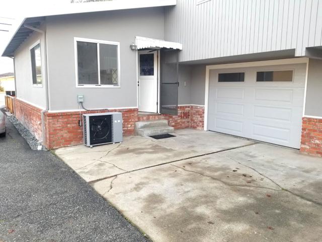 15061508 Kentfield Avenue, Redwood City CA: https://media.crmls.org/mediaz/bf70e9d7-fdf8-488d-bae2-dd9082c57db9.jpg