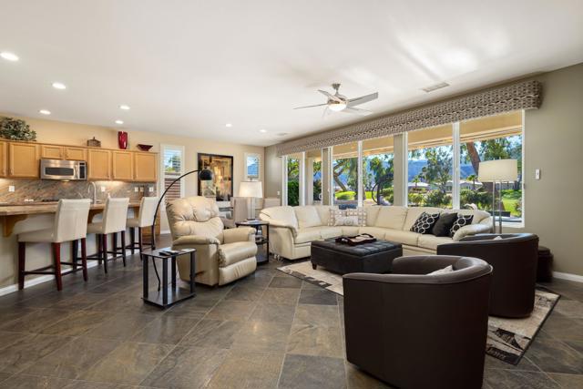 81945 Golden Star Way, La Quinta CA: https://media.crmls.org/mediaz/bf715ff7-daa4-4f89-8757-ee36ca33f3c6.jpg