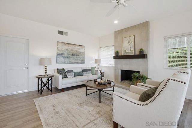 12835 Via Caballo Rojo, San Diego CA: https://media.crmls.org/mediaz/bf71f3ae-5558-4bc6-98a2-0fba904b3754.jpg