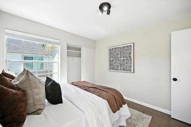 984 Belmont Terrace, Sunnyvale CA: https://media.crmls.org/mediaz/bf727bd0-af35-4410-b611-4ab1653cbe71.jpg