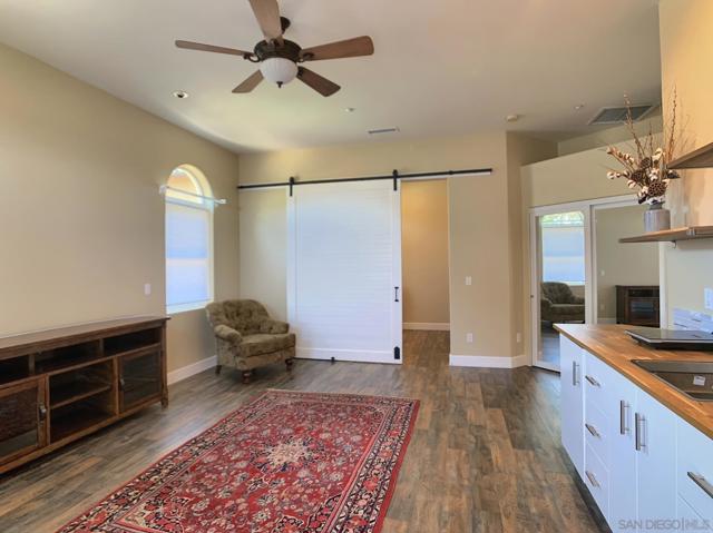 1445 Terracita Ln, Alpine CA: https://media.crmls.org/mediaz/bf735195-d19a-4c81-ab84-ac1467822d83.jpg