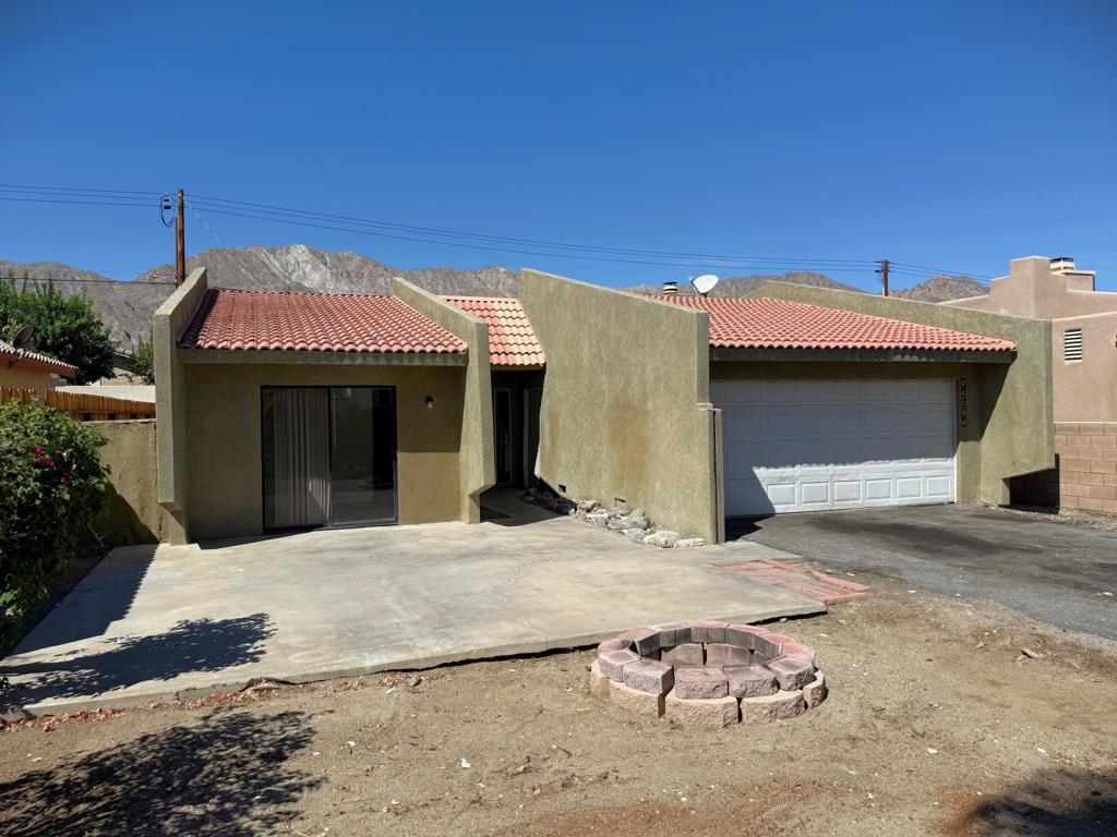 53135 Avenida Mendoza