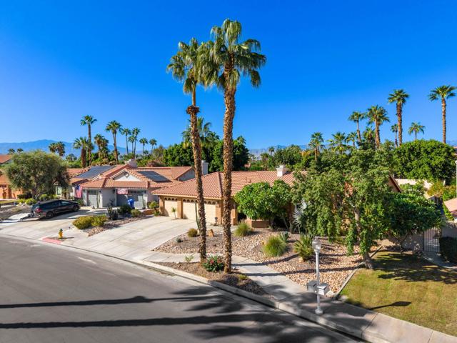 39041 Palace Drive, Palm Desert, CA 92211