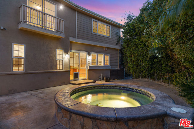 7412 Denrock Avenue, Los Angeles CA: https://media.crmls.org/mediaz/bf74c31c-15ed-41ec-8158-0448deb89cd5.jpg